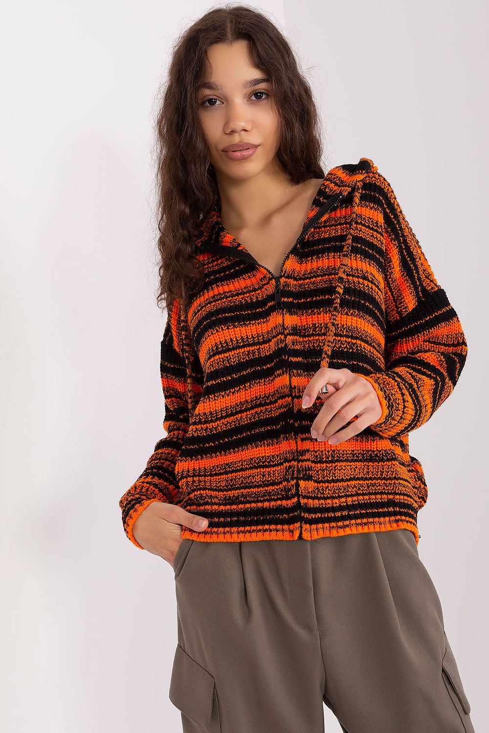  Cardigan model 190763 Badu 