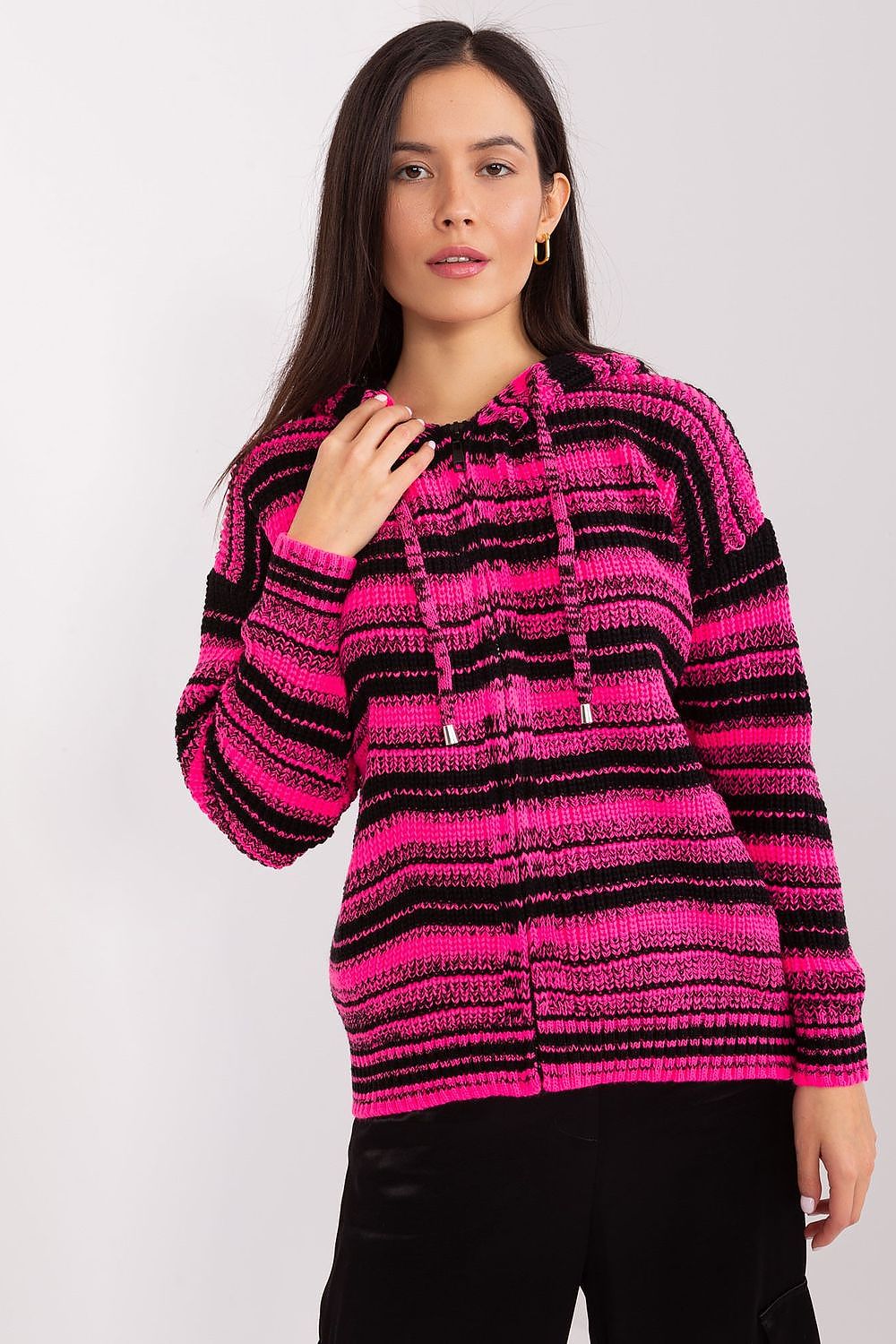  Cardigan model 190765 Badu 