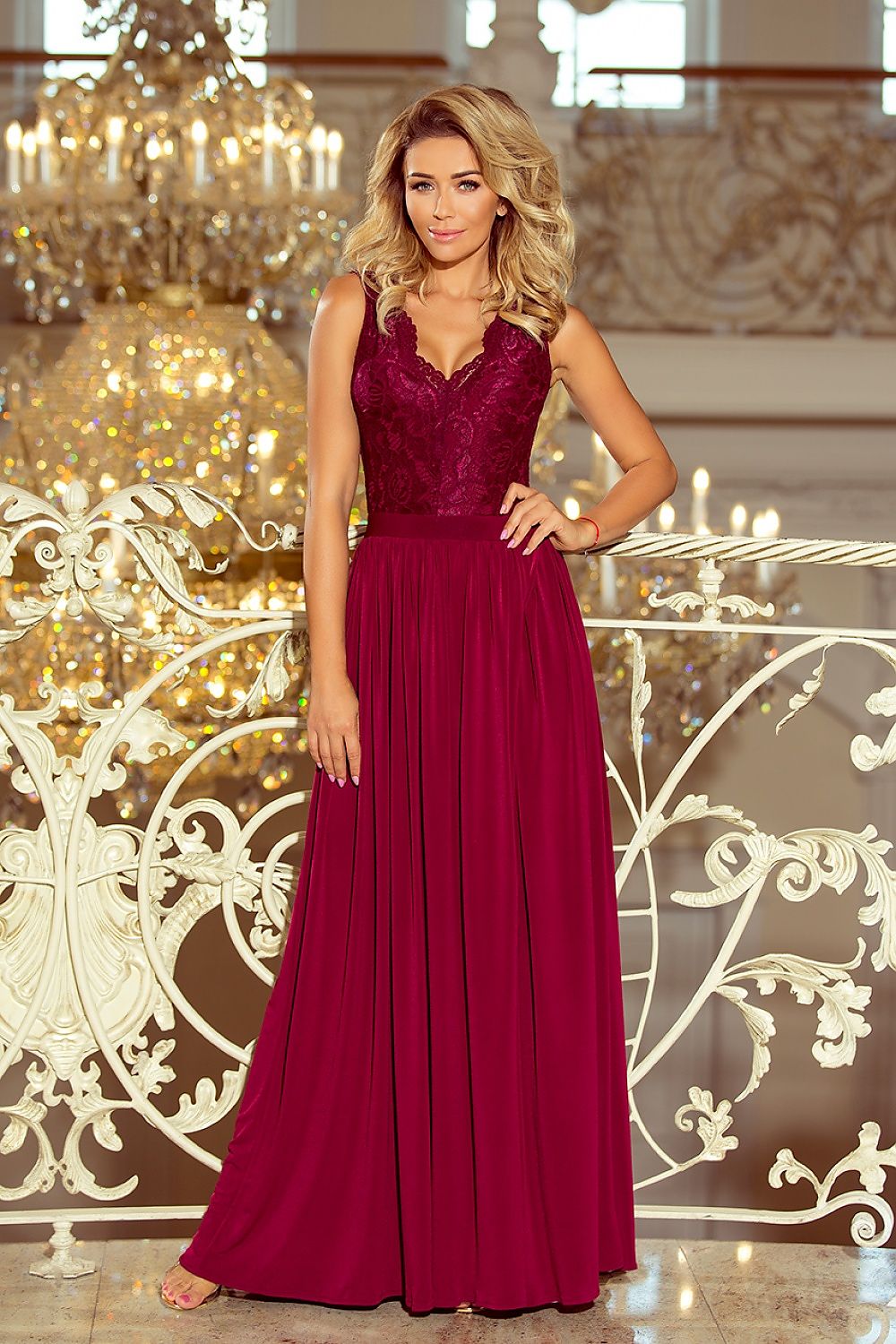  Langes Kleid model 124387 Numoco 